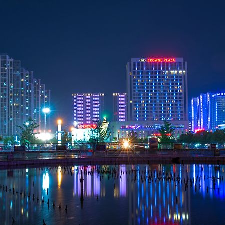 Crowne Plaza Xiangyang By Ihg Hotel ภายนอก รูปภาพ