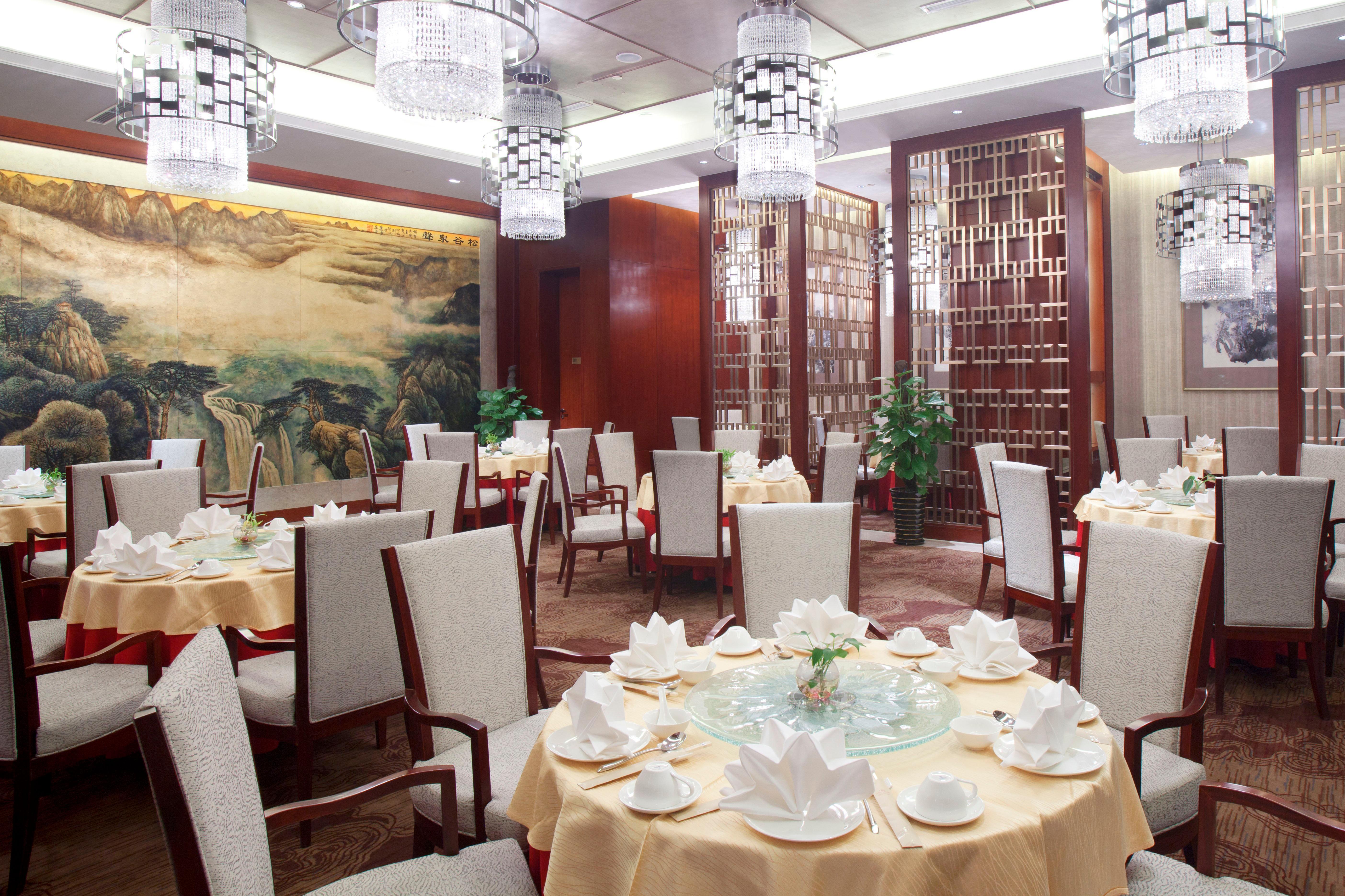 Crowne Plaza Xiangyang By Ihg Hotel ภายนอก รูปภาพ