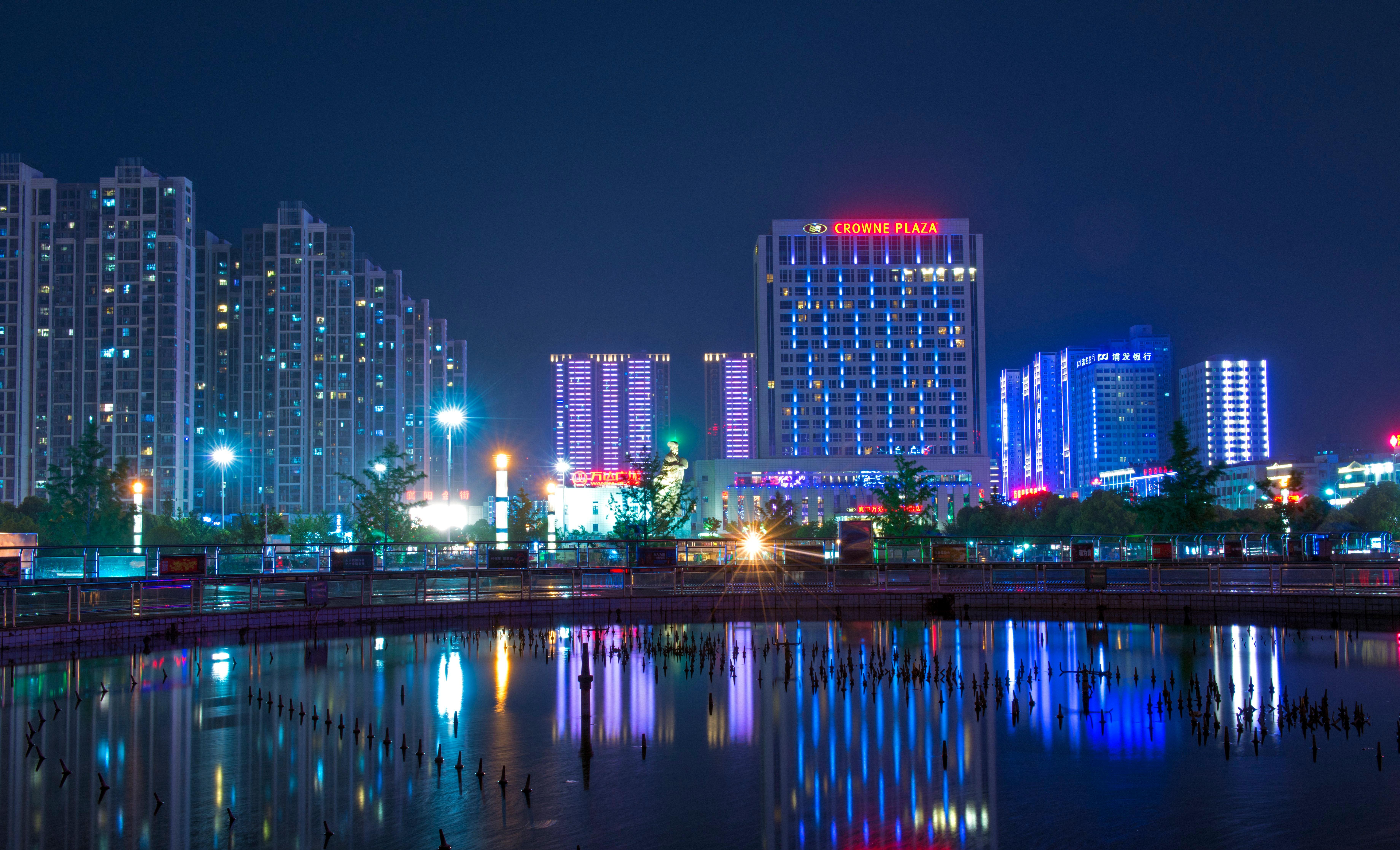 Crowne Plaza Xiangyang By Ihg Hotel ภายนอก รูปภาพ