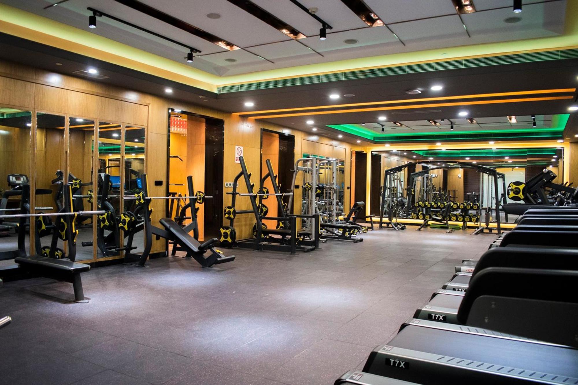 Crowne Plaza Xiangyang By Ihg Hotel ภายนอก รูปภาพ